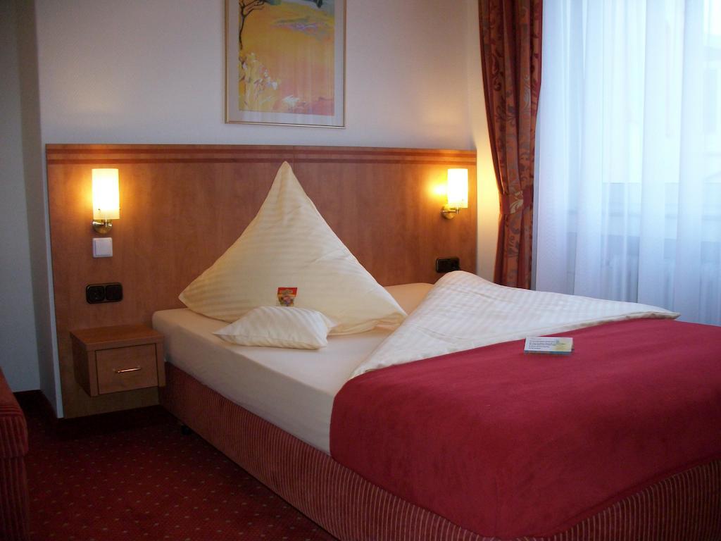 Ruhr Hotel Έσσεν Εξωτερικό φωτογραφία