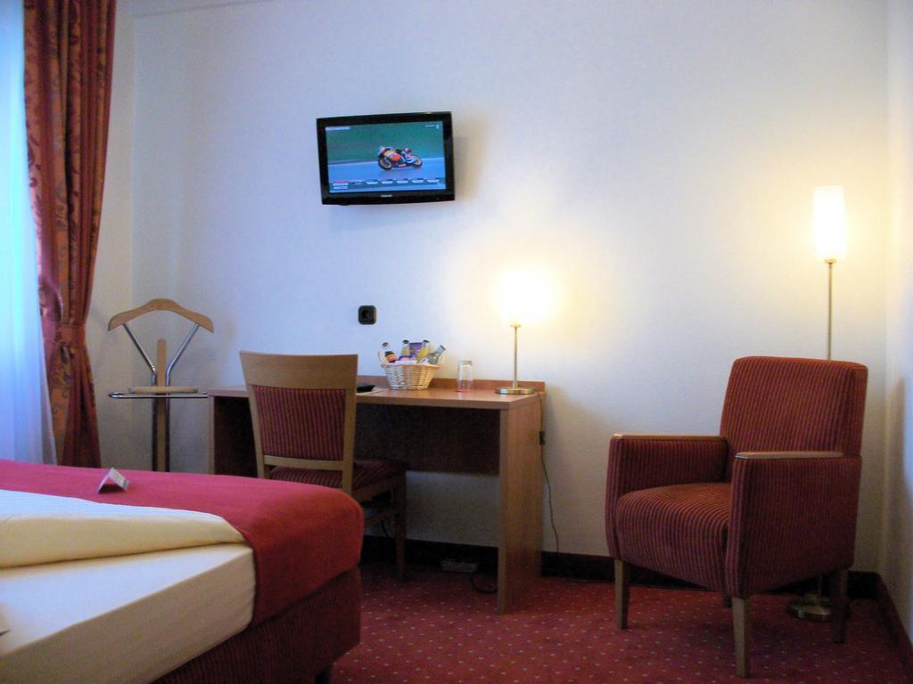 Ruhr Hotel Έσσεν Εξωτερικό φωτογραφία